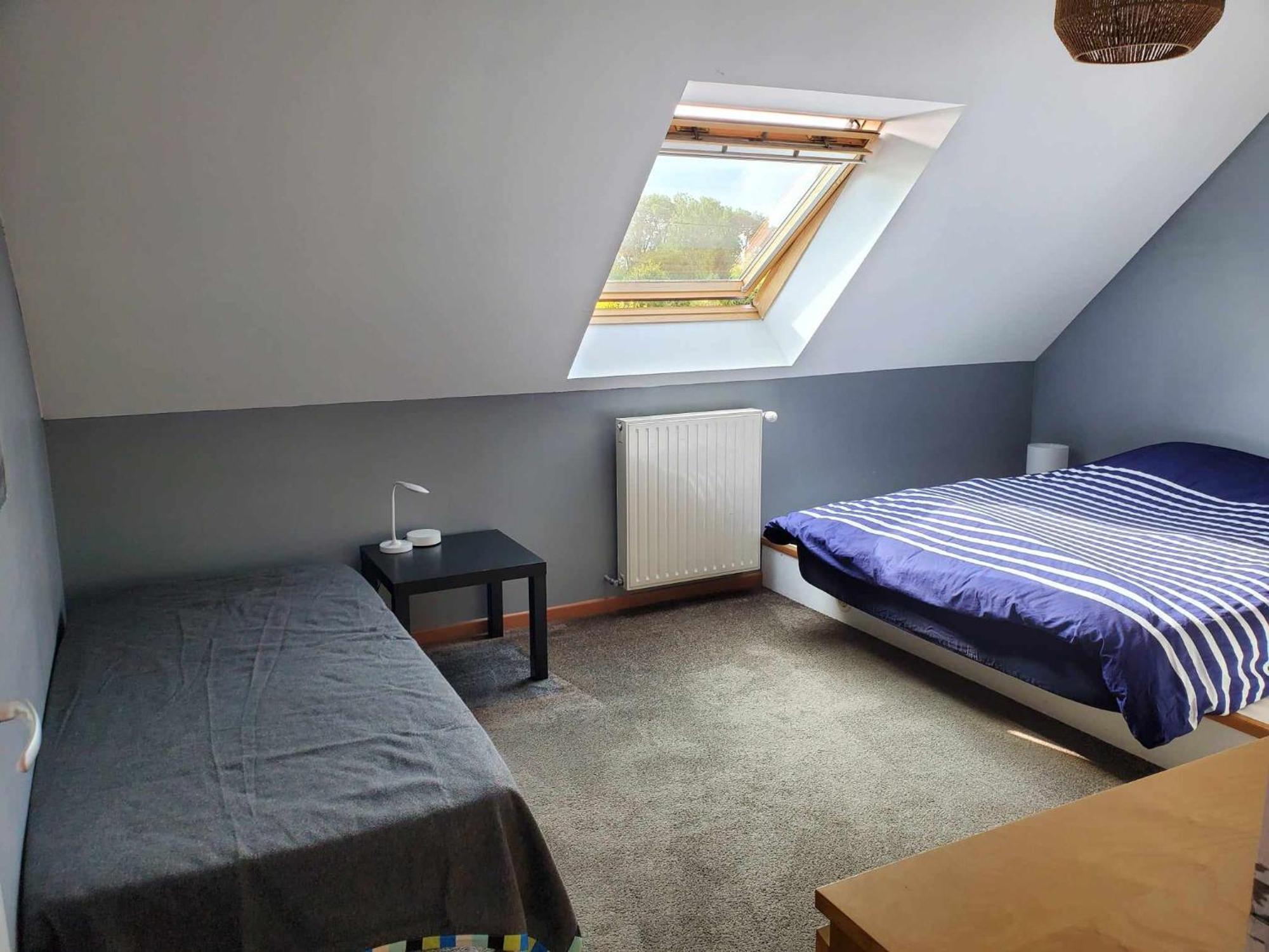 L Etablissement Gold Beach Propose 1 Hebergement , Maison 80M2 Avec Terrain 500M2, Parking Prive A 4 Min Du Port Artificiel D Arromanches, Services Accueil Personnalise, Lits Faits, Serviettes, Menage, Netflix, Wifi Ryes Eksteriør billede